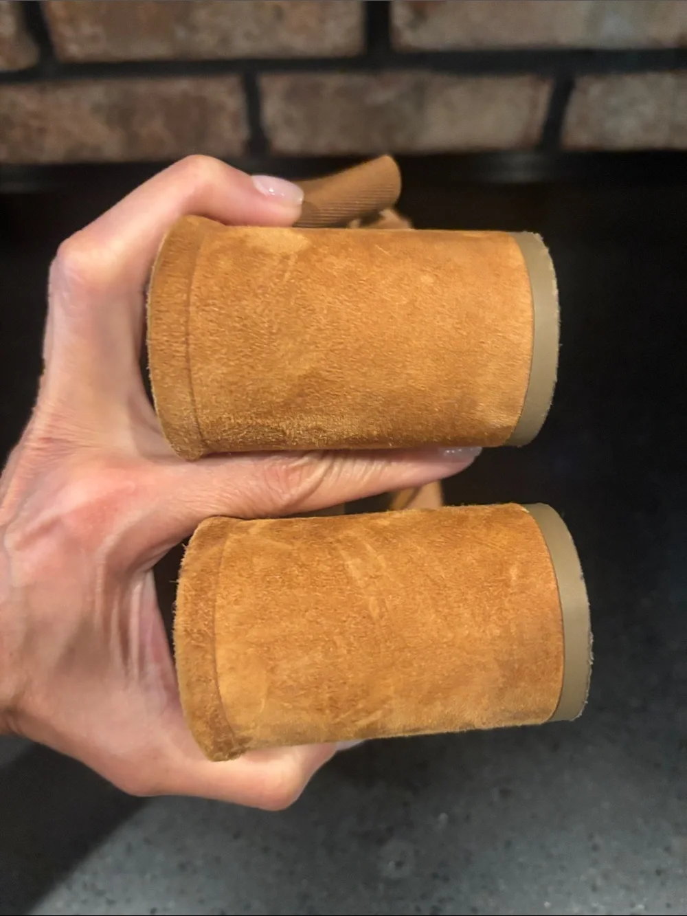 Vecceli Italy elegant tan